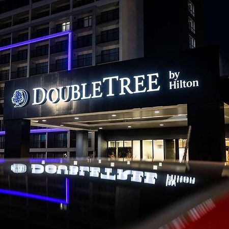 Doubletree By Hilton Calgary North Hotel Bagian luar foto