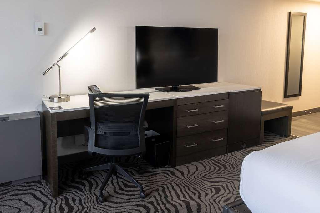 Doubletree By Hilton Calgary North Hotel Ruang foto
