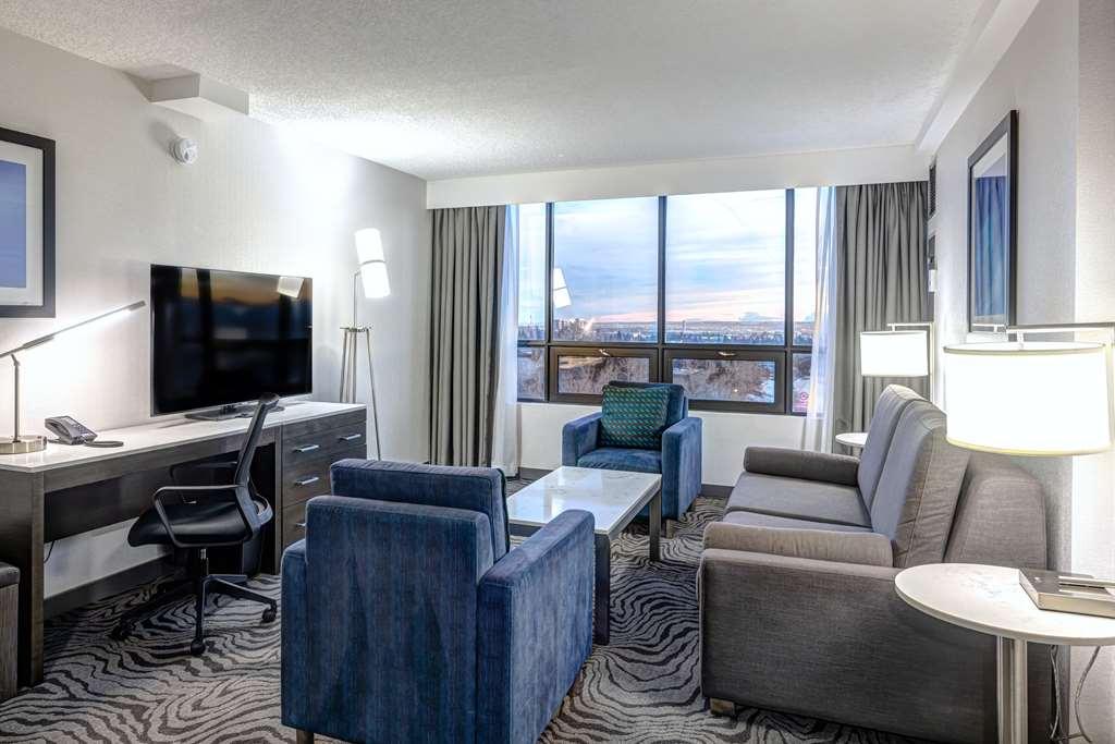 Doubletree By Hilton Calgary North Hotel Ruang foto