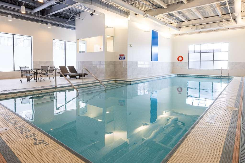 Doubletree By Hilton Calgary North Hotel Fasilitas foto